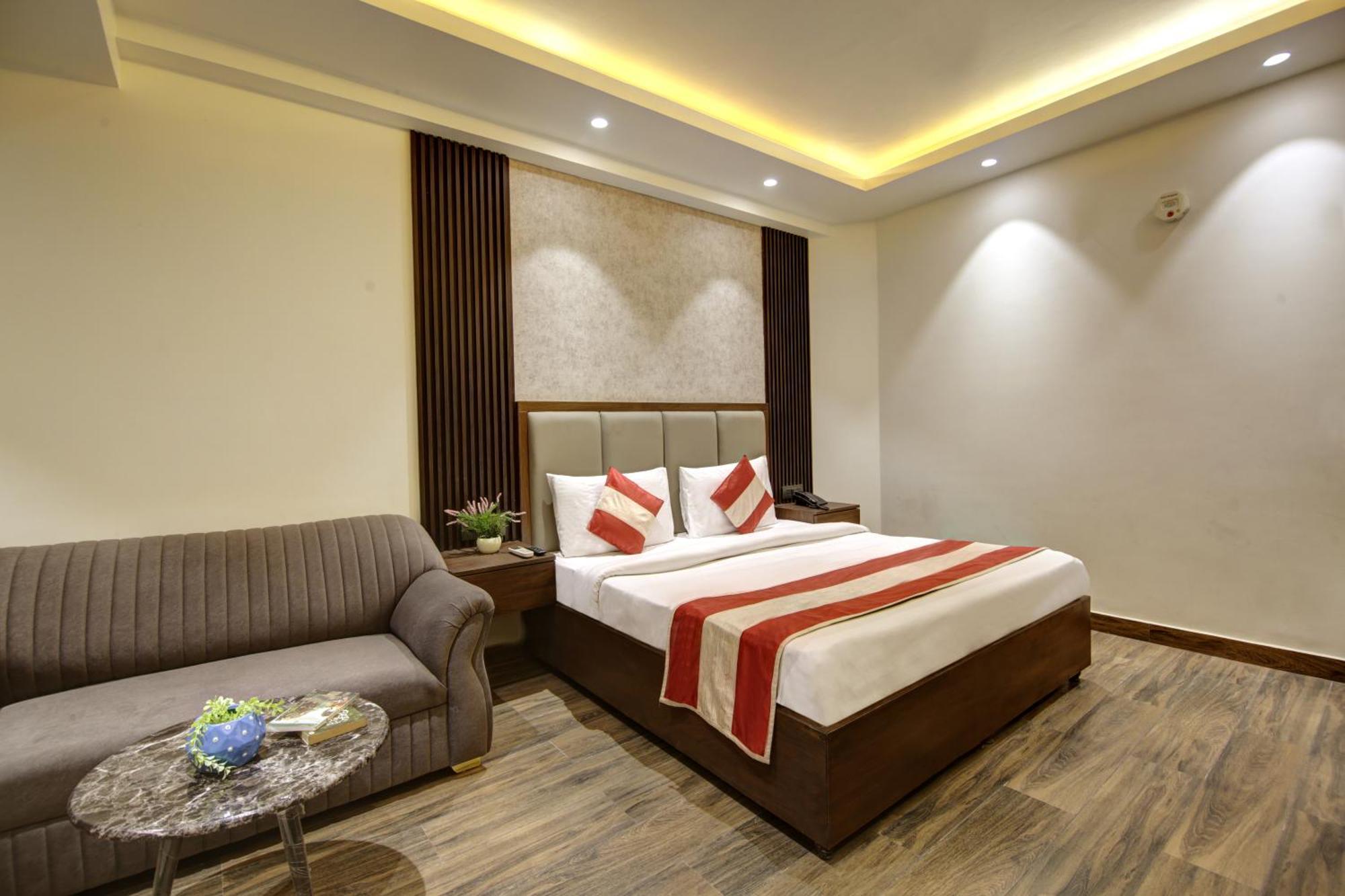 Hotel Kashish Plaza - 5 Mins From Metro Station Delhi  Exteriör bild