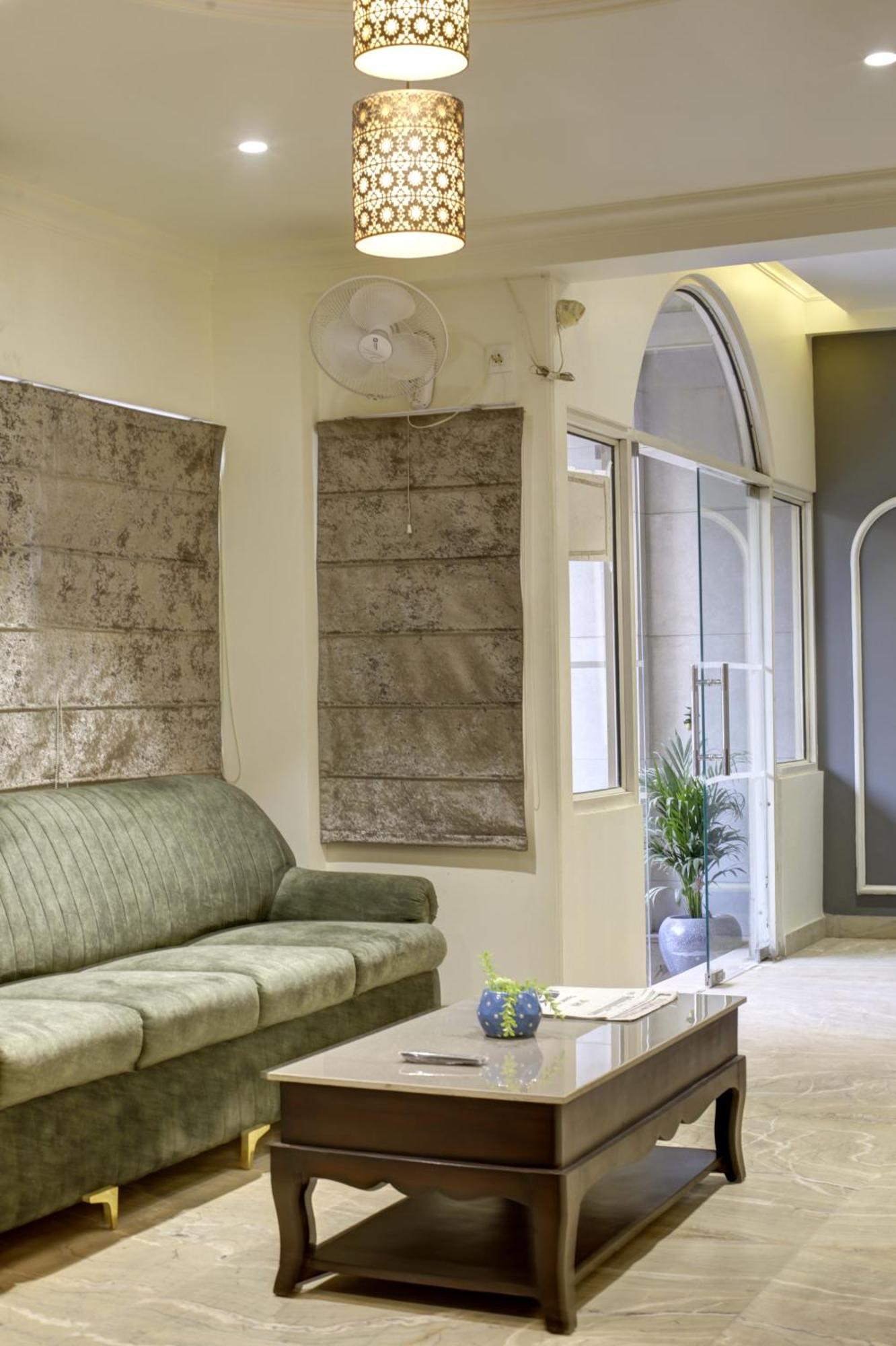 Hotel Kashish Plaza - 5 Mins From Metro Station Delhi  Exteriör bild