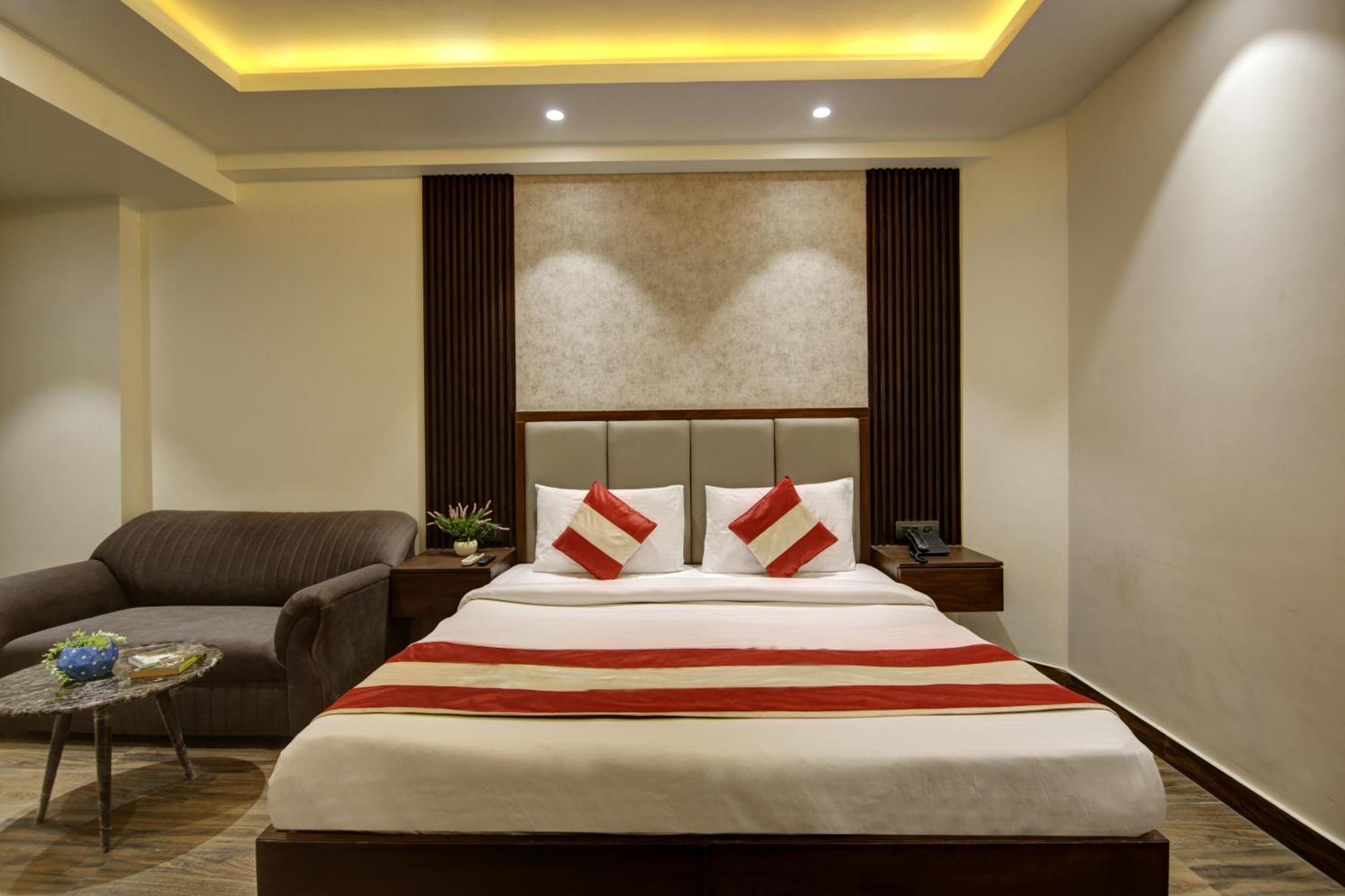 Hotel Kashish Plaza - 5 Mins From Metro Station Delhi  Exteriör bild